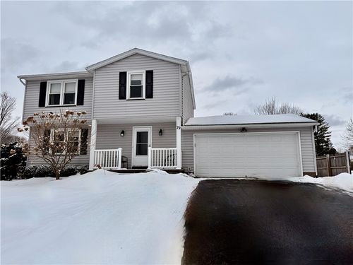 79 Grandview Lane, Greece, NY, 14612 | Card Image