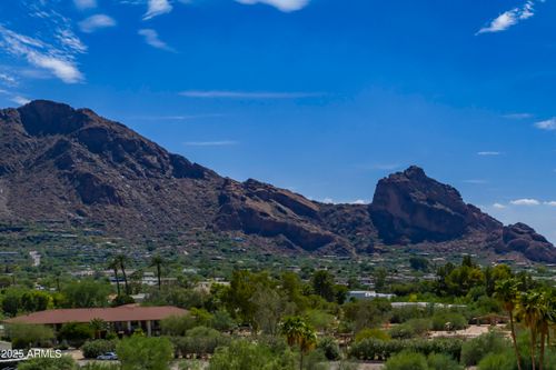 --5828 E Cactus Wren Rd, Paradise Valley, AZ, 85253-4208 | Card Image