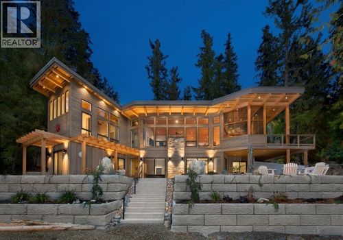 4125 Eagle Bay Rd, Eagle Bay, BC, V0E1T0 | Card Image