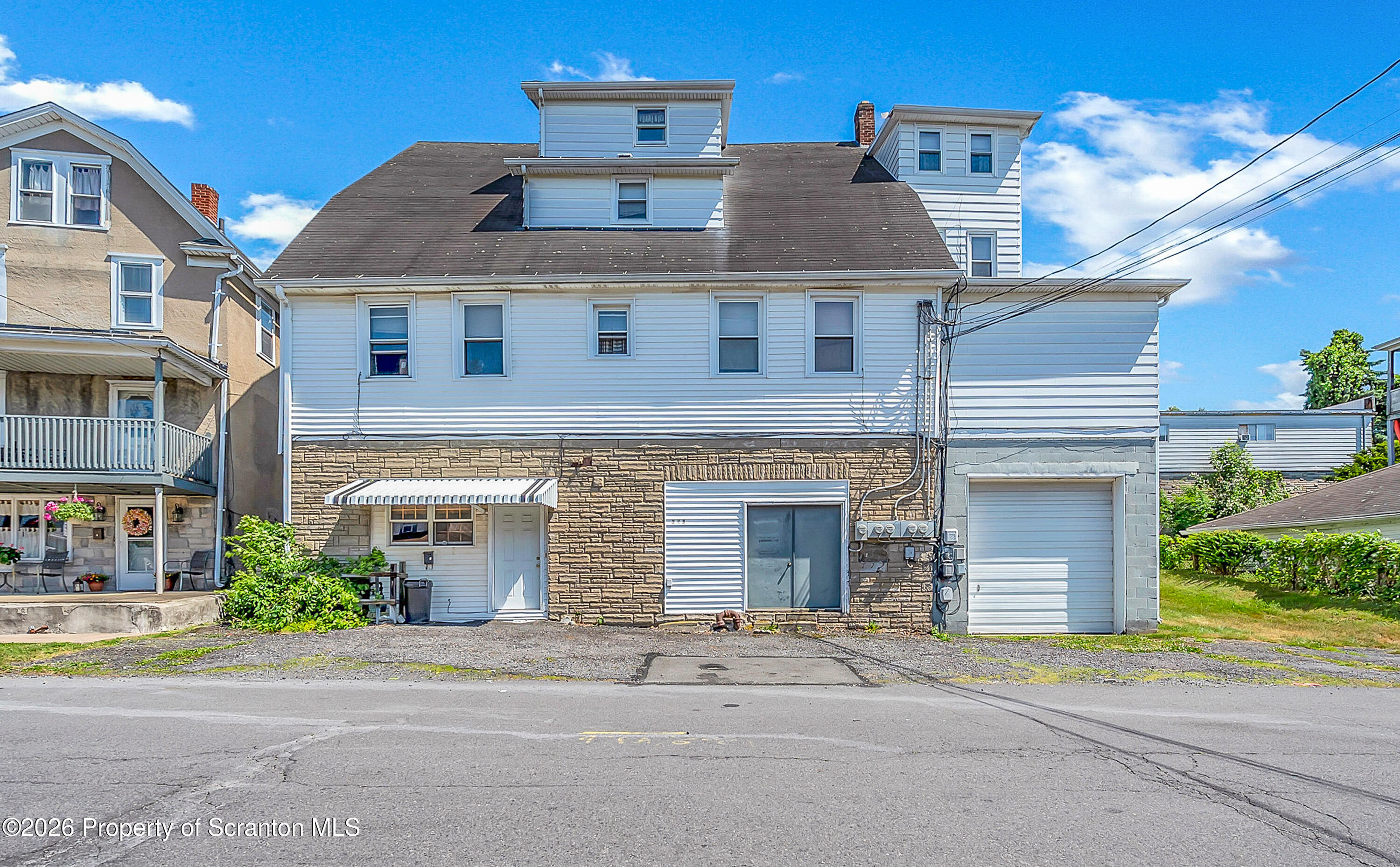 343 Smith St, Dunmore, PA 18512