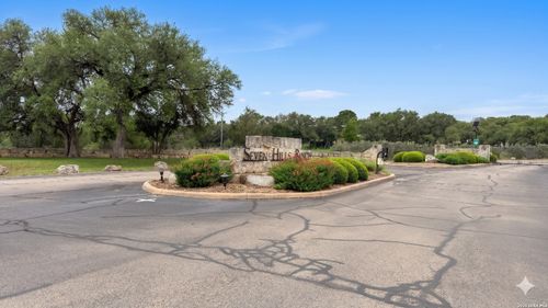 24814 Creek Loop, San Antonio, TX, 78266-2918 | Card Image