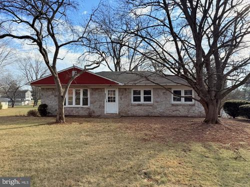 1238 Kauffman Rd, POTTSTOWN, PA, 19464-2302 | Card Image