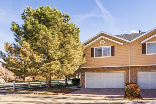 9413 S Purple Lilac Ln, Sandy, UT, 84070-6201 | Card Image