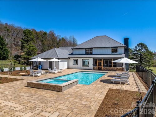 59 W Bradford Hill Rd, Mills River, NC, 28759-6537 | Card Image