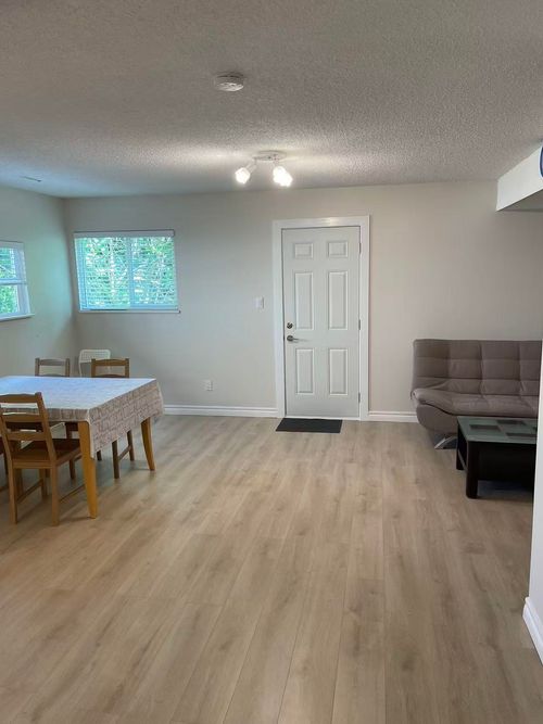 58XX Kozier Pl Richmond, Richmond, BC, V7E5G1 | Card Image