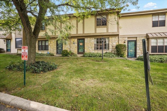 6121 Stornoway Dr S, Condo with 2 bedrooms, 2 bathrooms and null parking in Columbus OH | Image 28