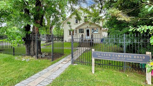 98 Glen Cameron Rd, Thornhill, ON, L3T1P8 | Card Image