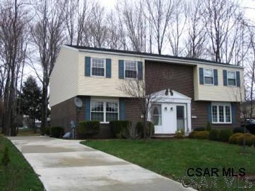 257 Marietta Dr, Johnstown, PA, 15904-3523 | Card Image