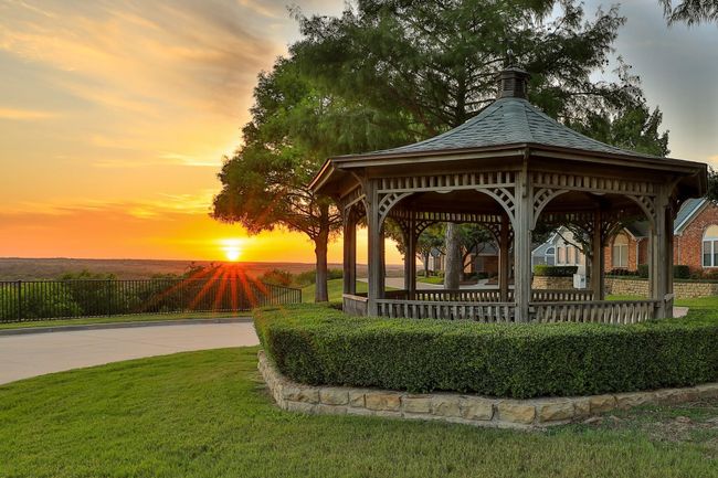 6132 Haley Ln, Condo with 2 bedrooms, 2 bathrooms and null parking in Fort Worth TX | Image 25