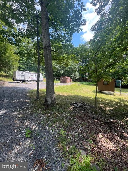 83 Seneca Ridge Rd, GREAT CACAPON, WV, 25422 | Card Image