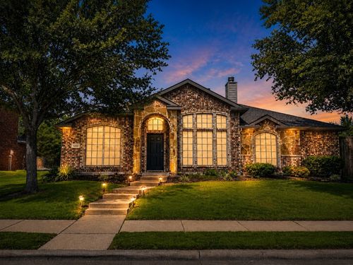 1050 Hidden Lakes Way, Rockwall, TX, 75087-6115 | Card Image