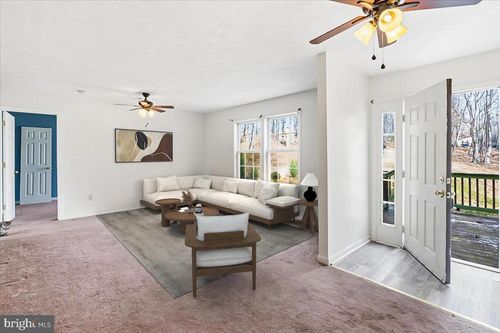 1345 Pauls Woods Rd, DELRAY, WV, 26714-4515 | Card Image