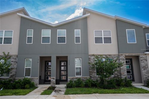 2379 Distant Sun Trail, KISSIMMEE, FL, 34747 | Card Image