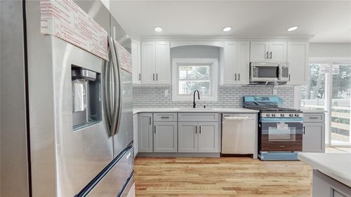 596 Terrace Pl, North Baldwin, NY, 11510-1735 | Card Image