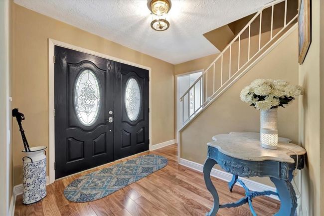 Double door entrance and a nice size entry. | Image 5
