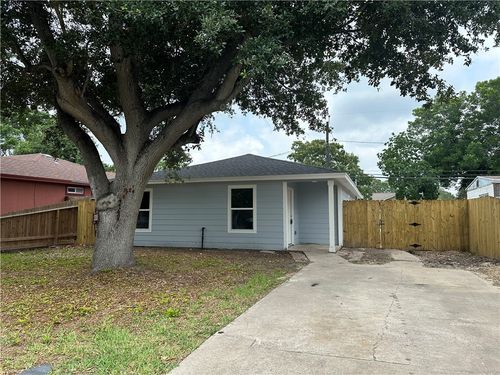 4241 Green Grove Dr, Corpus Christi, TX, 78415-5132 | Card Image