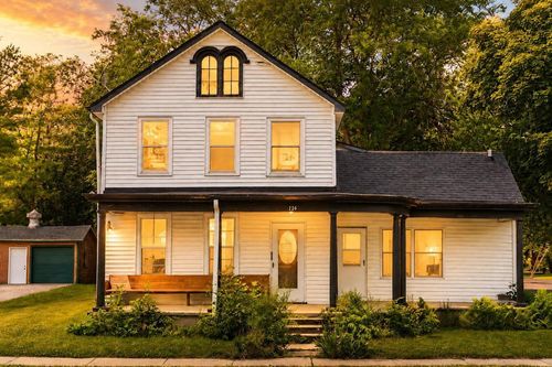 114 State Street, Mazomanie, WI, 53560 | Card Image
