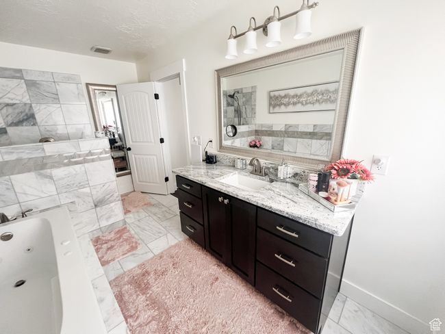 2770 S 9500 E, House other with 3 bedrooms, 3 bathrooms and 2 parking in Jensen UT | Image 33