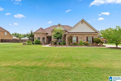 119 Twin Springs Dr, Harvest, AL, 35749-8452 | Card Image