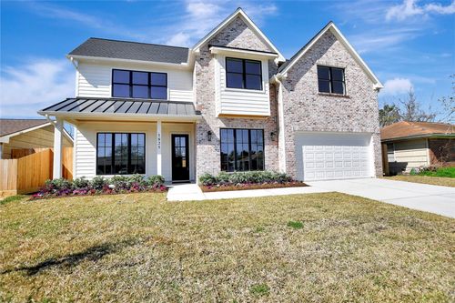1825 Huge Oaks St, Houston, TX, 77055-2024 | Card Image
