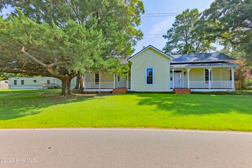 142 Huffmantown Road, Richlands, NC, 28574 | Card Image