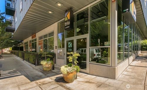 501-3104 Western Ave, Seattle, WA, 98121-2065 | Card Image