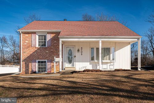 4705 Park Ln, ASTON, PA, 19014-2120 | Card Image