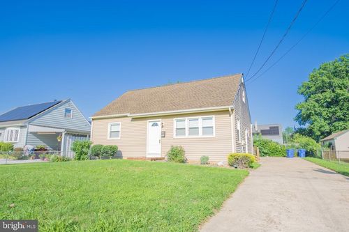 203 Blue Jay Ln, MOUNT HOLLY, NJ, 08060-1012 | Card Image