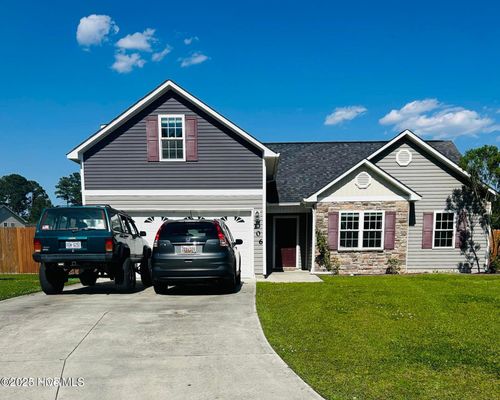 106 Ironwood Ct, Jacksonville, NC, 28546-8442 | Card Image