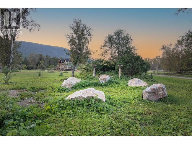 2388 Lawrence Rd, House other with 3 bedrooms, 3 bathrooms and 20 parking in Lumby BC | Image 60
