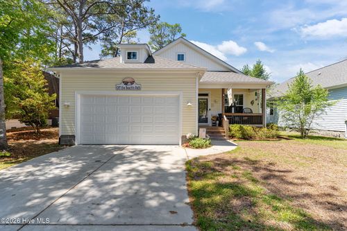161 Ne 31st St, Oak Island, NC, 28465-5918 | Card Image