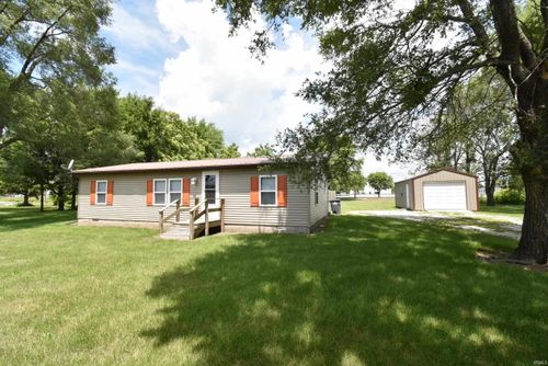 110 W Goss St, Kentland, IN, 47951 | Card Image