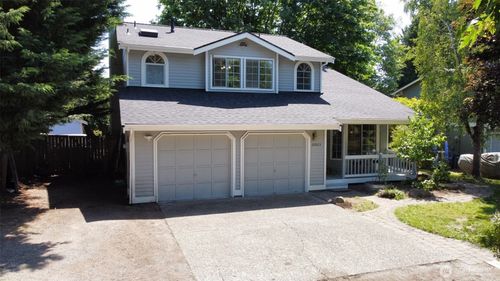 22023 Se 266th Pl, Maple Valley, WA, 98038-6134 | Card Image