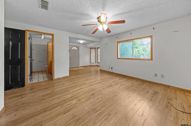 709 E Magnolia St, House other with 3 bedrooms, 2 bathrooms and null parking in Troup TX | Image 24