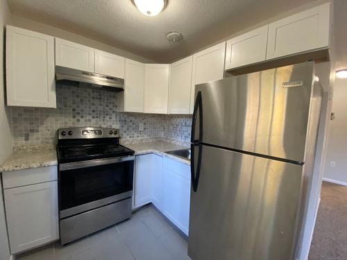 apt-1-32 Old Foxon Rd, East Haven, CT, 06513-2620 | Card Image