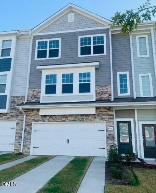 6927 Eddy Point Ln, Raleigh, NC, 27616-6860 | Card Image