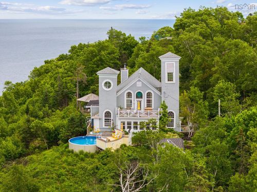 4 York Redoubt Cres, Fergusons Cove, NS, B3V1L7 | Card Image