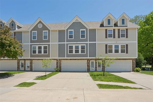 5509 Jordan Ct, Johnston, IA, 50131-3093 | Card Image