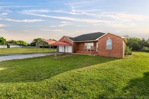918 N Elm, Stratford, OK, 74872-4405 | Card Image