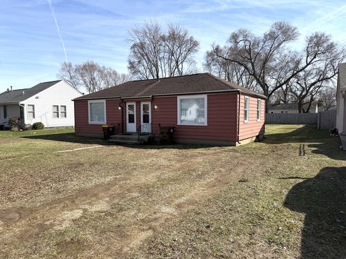 921 River Park Dr, Loves Park, IL, 61111-4731 | Card Image