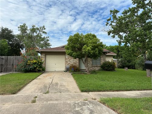 1029 Southcliff Dr, Portland, TX, 78374-1933 | Card Image