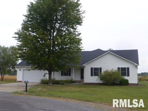 14 Brantley Ct, Taylorville, IL, 62568-8971 | Card Image