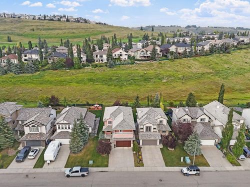 187 Gleneagles View, Cochrane, AB, T4C1W2 | Card Image