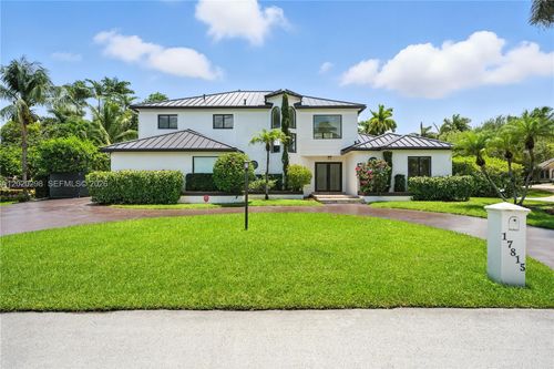 17815 Sw 83rd Ct, Palmetto Bay, FL, 33157-6108 | Card Image