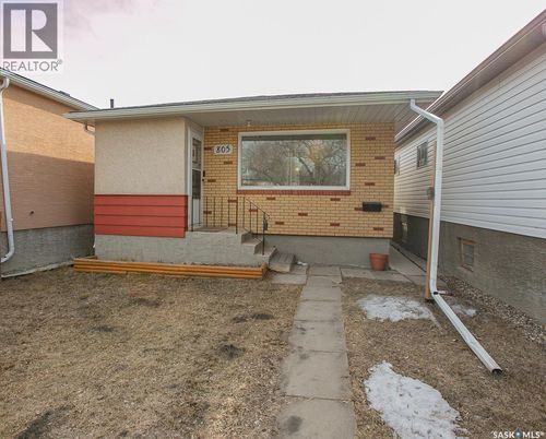 805 Elphinstone St, Regina, SK, S4T3L5 | Card Image