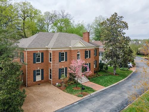 202 Moultrie Park, Nashville, TN, 37205-4717 | Card Image