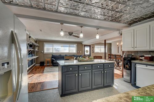 104 S Chicago St, Weeping Water, NE, 68463-4336 | Card Image