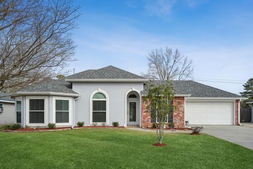 304 Dana Ave, Abita Springs, LA, 70420-3074 | Card Image