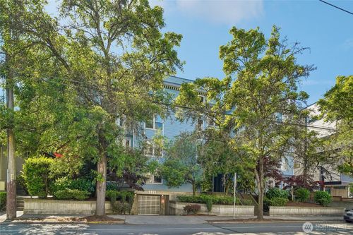 20-1111 10th Ave E, Seattle, WA, 98102-4370 | Card Image