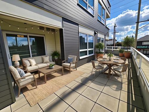 202-22265 Dewdney Trunk Rd, Maple Ridge, BC, V2X3J1 | Card Image